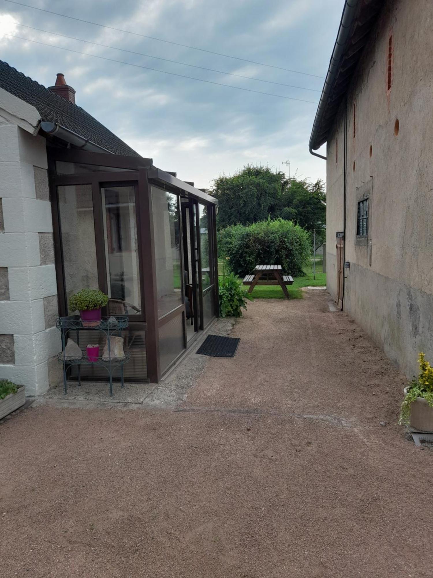 Maison Proche Le Pal 4Kms Thiel-sur-Acolin Kültér fotó